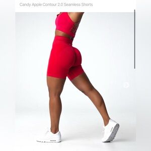 NVGTN Candy Apple Contour 2.0 Seamless Shorts